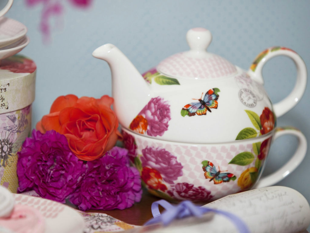 tee_kanne_tasse_ppd_love_letter_schmetterling_rosen_romantisch_2014